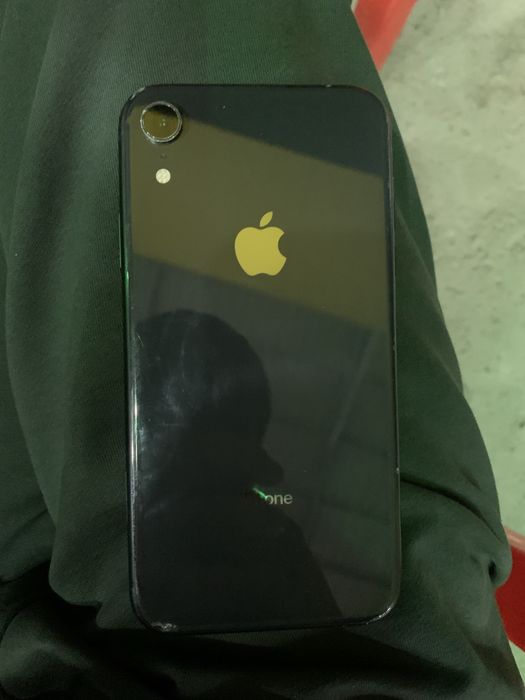 Sotiladi Iphone xr