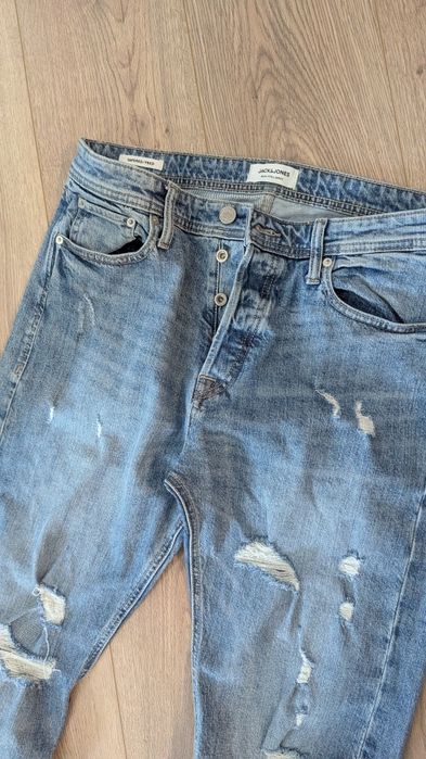 Мъжки дънки Jacke & Jones