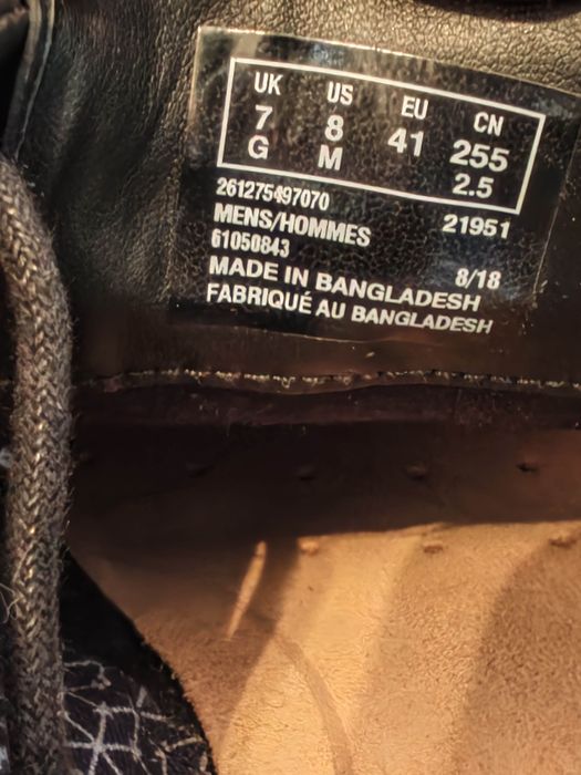 Обувки Clarks 

Кожени обувки Batcombe Hall тип Derby,