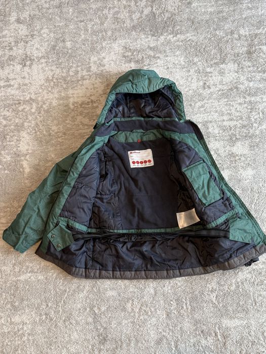 Vând costum de iarna ski pentru copii marca Lego