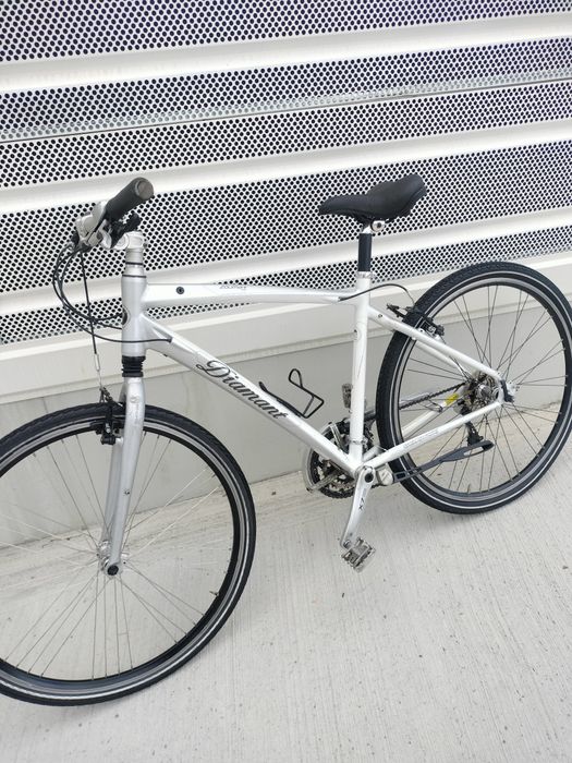 Bicicleta Trekking DIAMANT