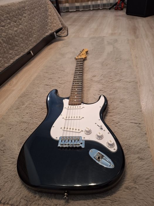 Китара masterwork strat
