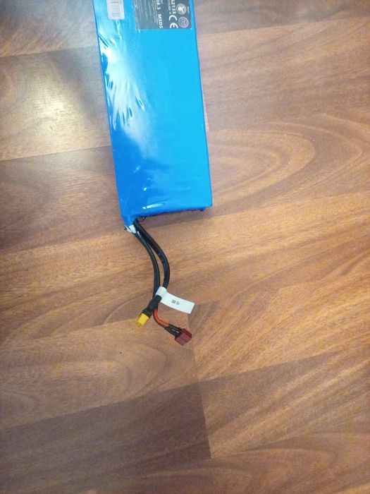 Vind baterii 48 V in stare foarte buna