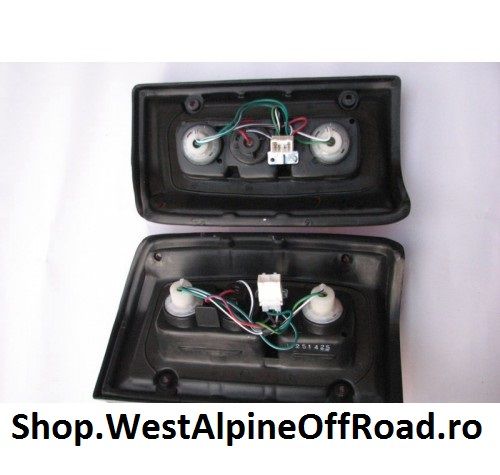 Lampa spate stop semnalizare NISSAN PATROL Y60 (1987-1997)