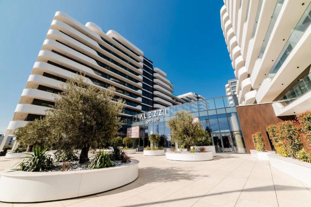 De vanzare apartament Alezzi Odyssey cu vedere la mare