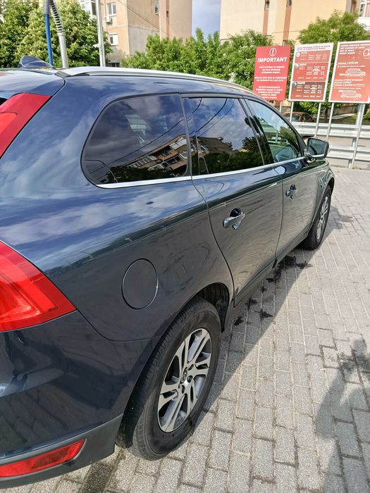 VOLVO XC60 2011 — imagine 2