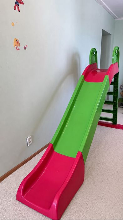 Продам детский дом и горку