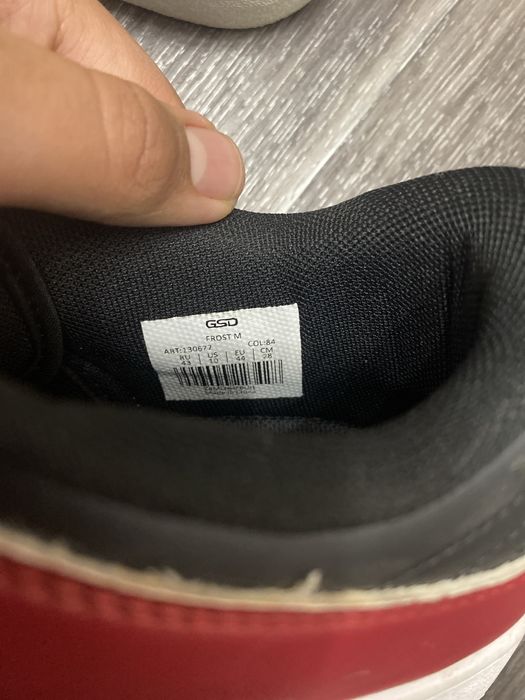 продаю обувь недорого новые