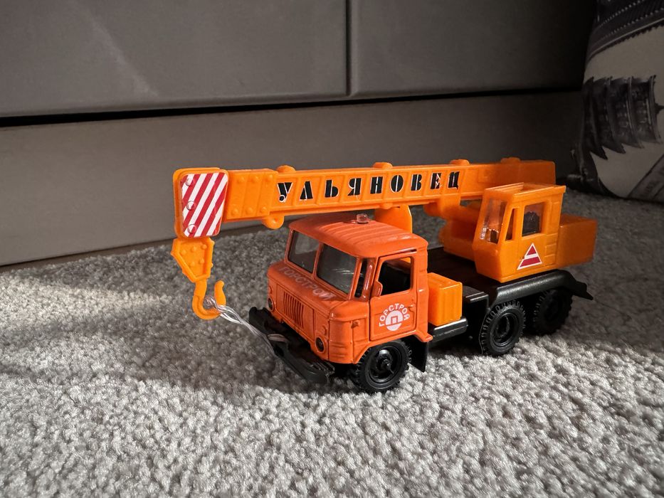 Продам машинки