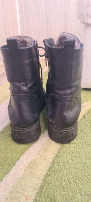Отдам Ботинки женские зимние 38р.