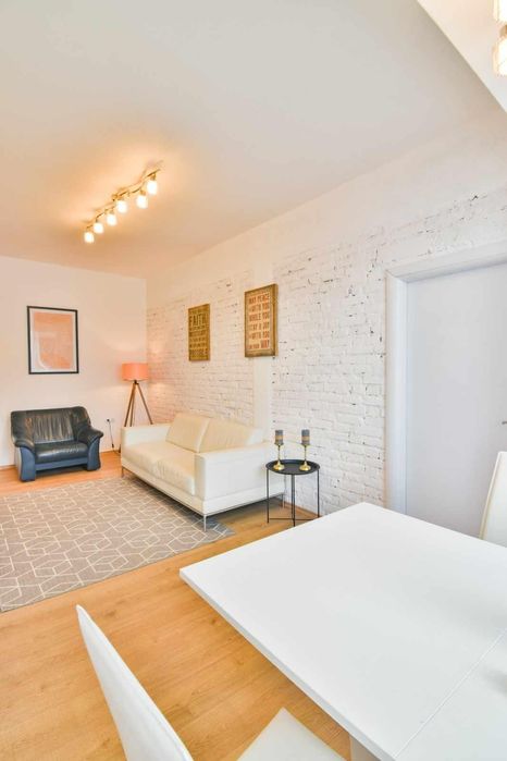 Дава се под наем Двустаен апартамент в София, Яворов - 62 кв.м за 650 € - Снимка #2