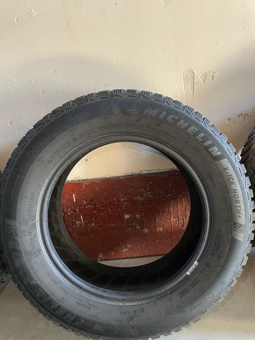Продам резину Michelin зима