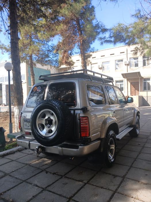 Toyota land cruiser 80