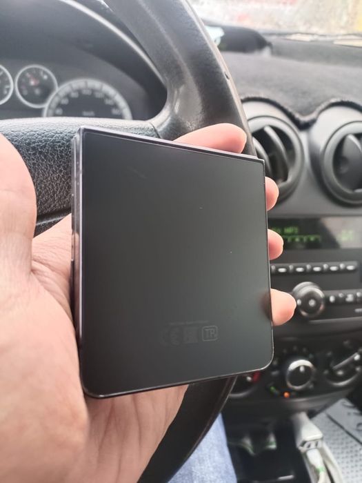 Galaxy Z Flip 7 срочно