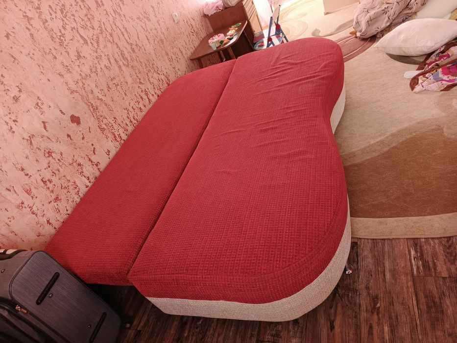 Тахта отдам самовывоз