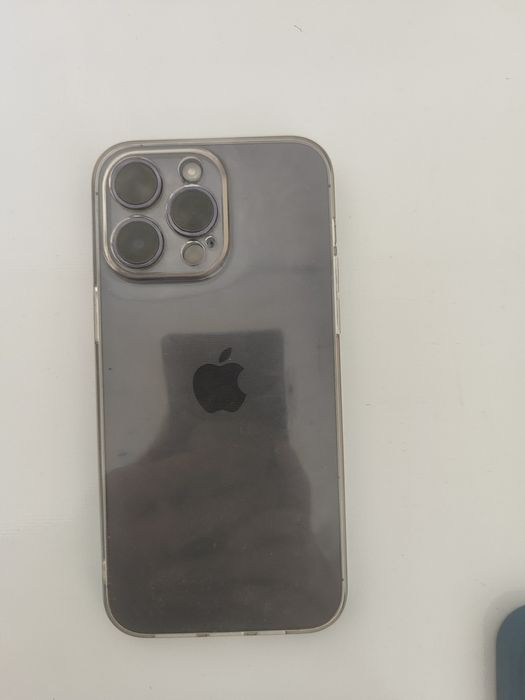 Продам Айфон в отличном состоянии