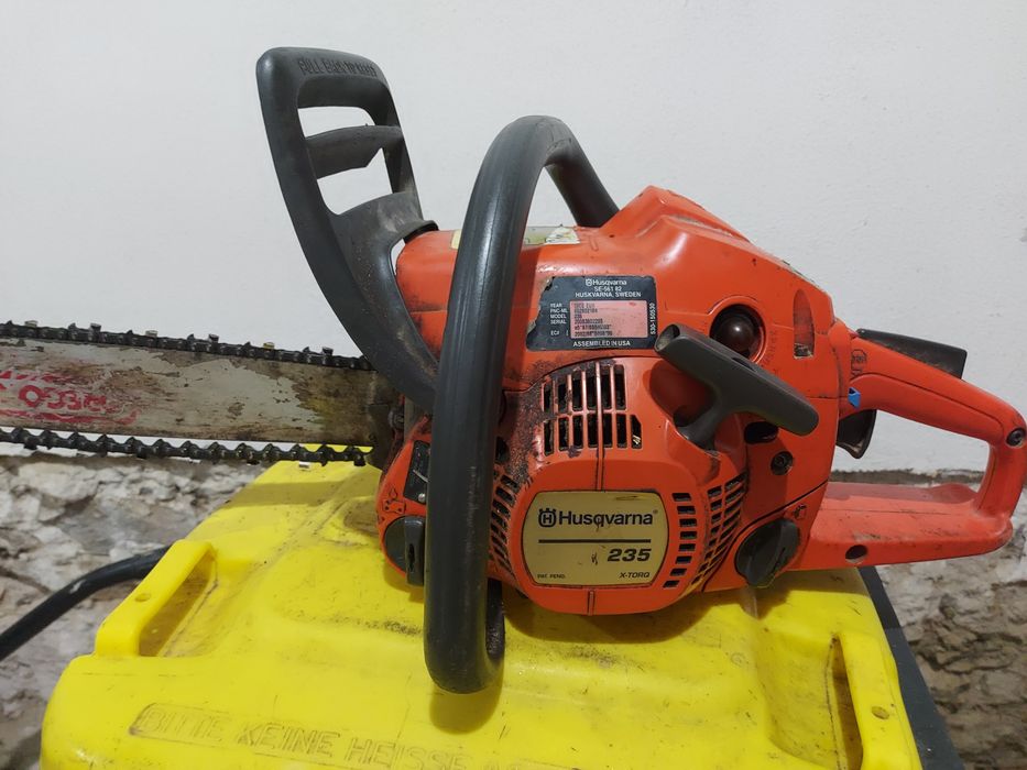 Husqvarna 235 Defecta