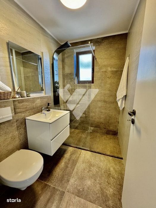 Apartament 3 camere lift, etaj intermediar - Kaufland Doamna Stanca
