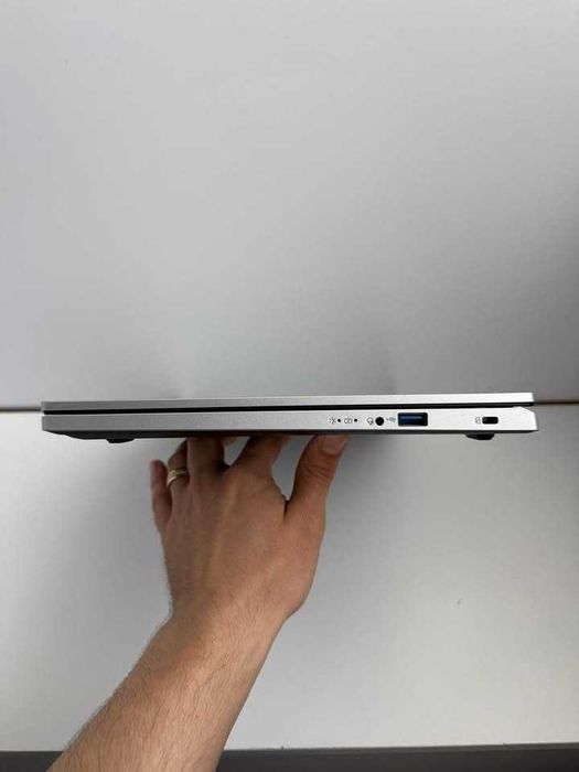 Laptop Acer Aspire 3 A315-24P-R1N6, Ryzen 5 7520U, 16GB DDR5, 512GB SSD