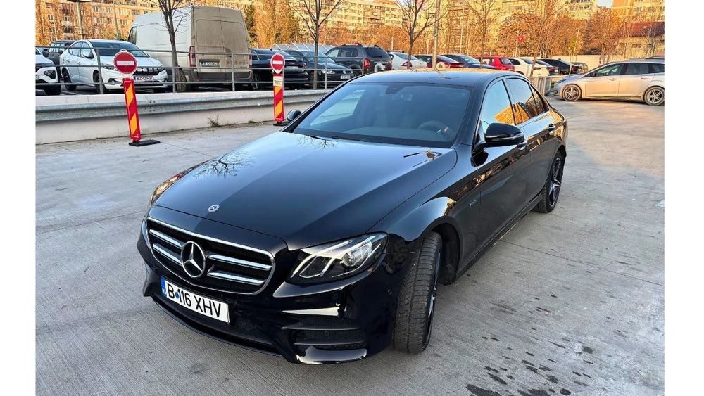 Mercedes-Benz E Mercedes-Benz E 300 AMG Plugin Hybrid - 320HP