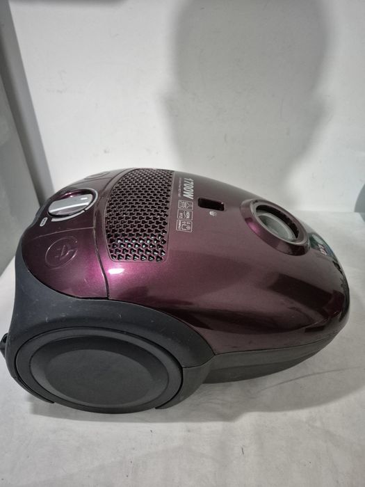 Aspirator LG, cu sac din textil.