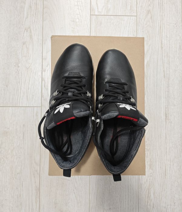 Adidas  43 номер