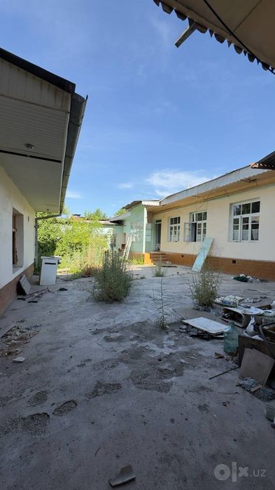 uchastka  srochna sotiladi