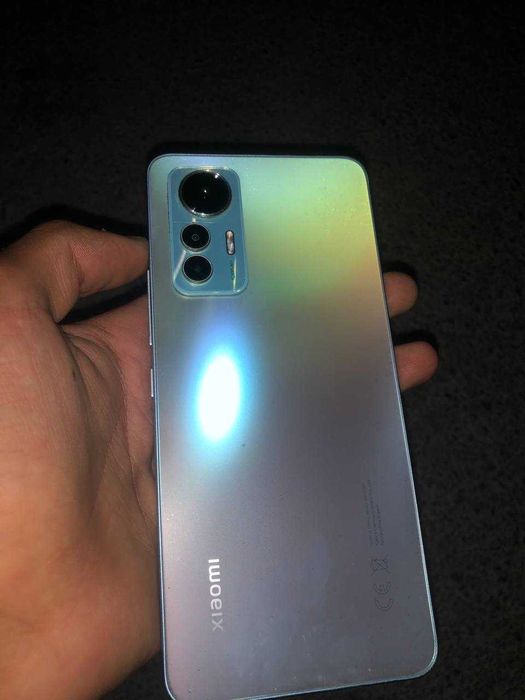 Xiaomi 12 Lite pacti yengi