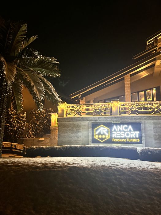 Pensiune cu piscina - inchiriere integrala