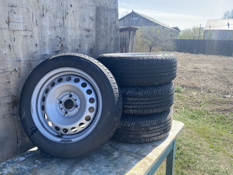 Продам шины  р15