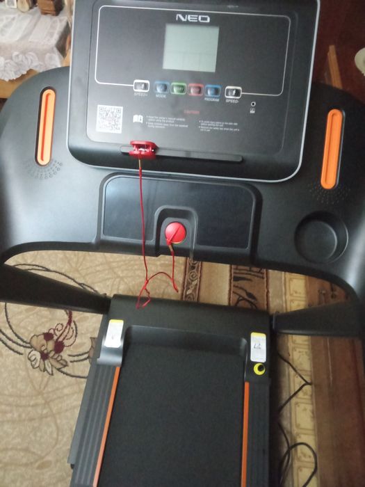 Тренажёр (беговая дорожка)