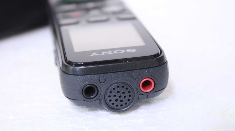 Reportofon profesional Sony ICD PX333(4Gb).