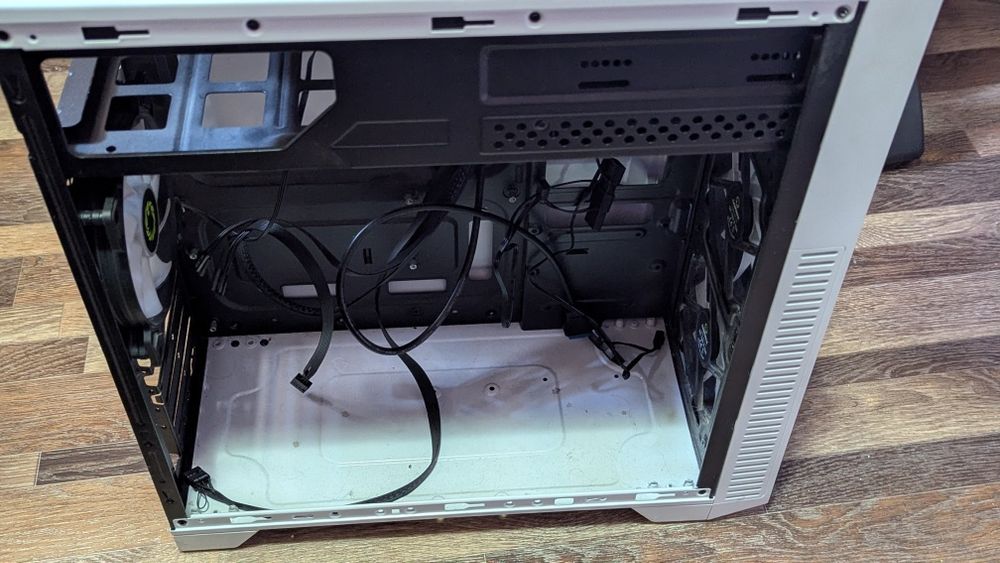 Корпус для компьютера