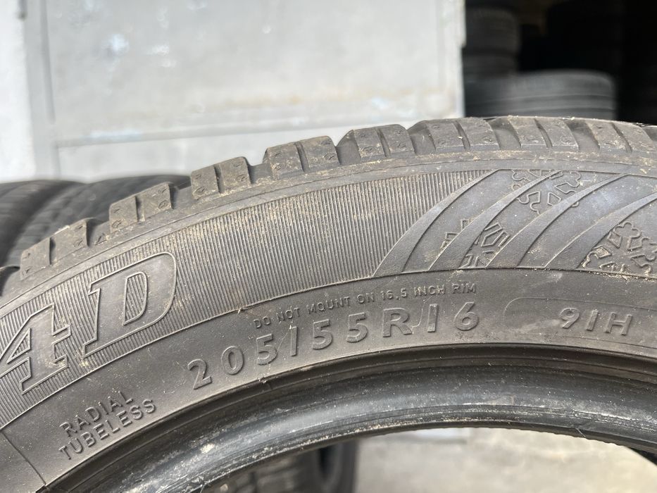 4 бр. зимни гуми 205/55/16 Dunlop 5,2 mm DOT 2816