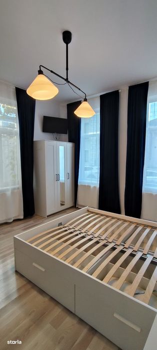 Casă cu 3 dormitoare, 3 bai de închiriat