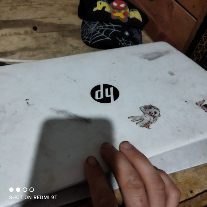 Noutbuk  HP komputer