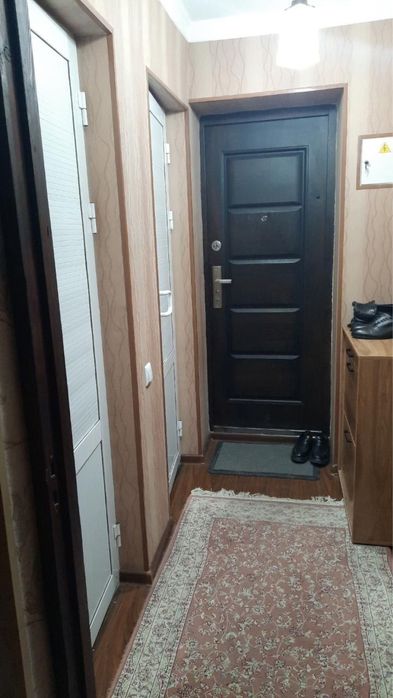 Чилонзор 7-кварталда 3 хоналик квартира сотилади