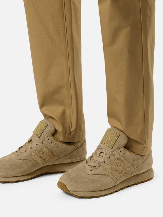 Колабарация на Stone Island и New Balance 574 Модел Ghost Цвят Тъмно Бежев Размер 42,5 Уникални маратонки за колекционери