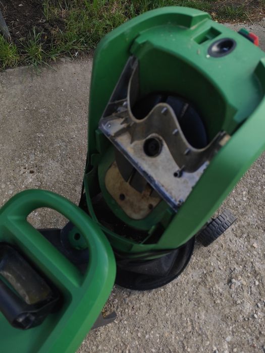 Tocător crengi electric