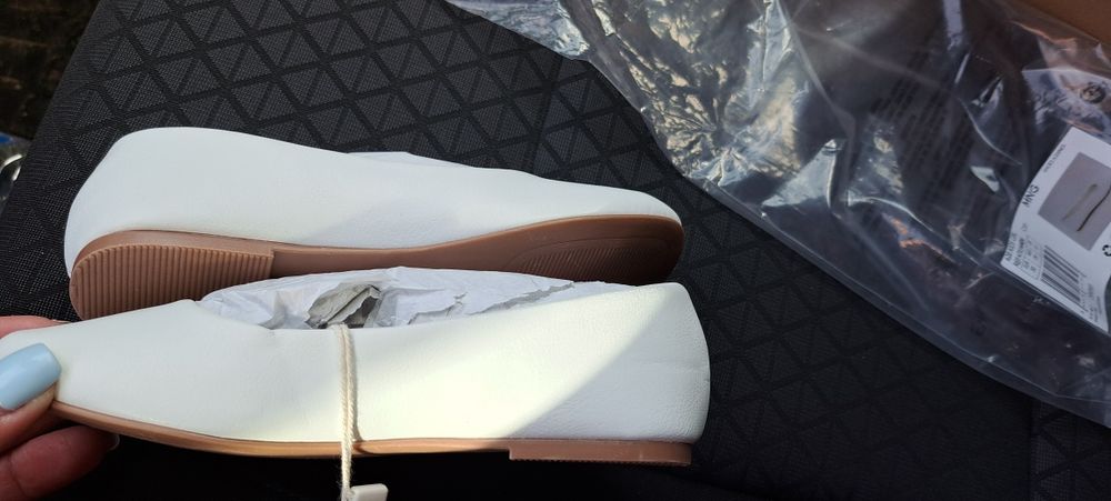 Нови детски обувки МАНГО