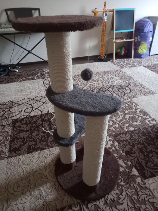 Срочно продам ногти чесалку для кошек.
