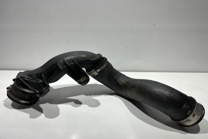 Furtun / tub intercooler dreapta 350 CDI A2215281482 Mercedes-Benz S-