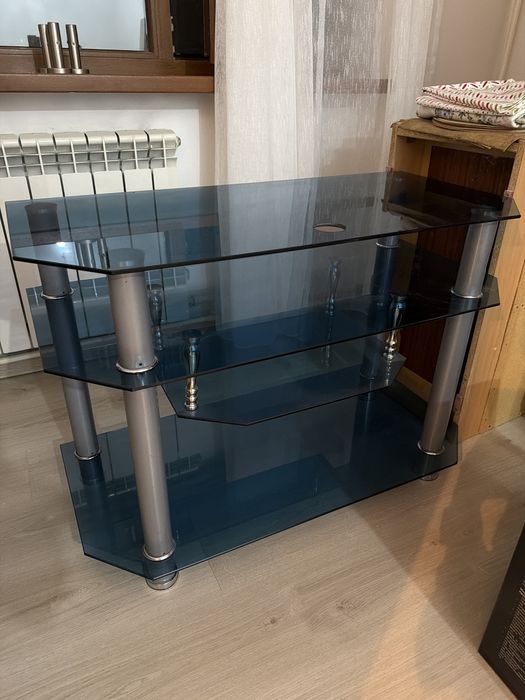 Продам тумбу для телевизора