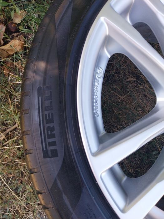 Алуминиеви джанти БМВ/BMW 5x120х17 8J ET30 с гуми Pirelli 225 45 17
