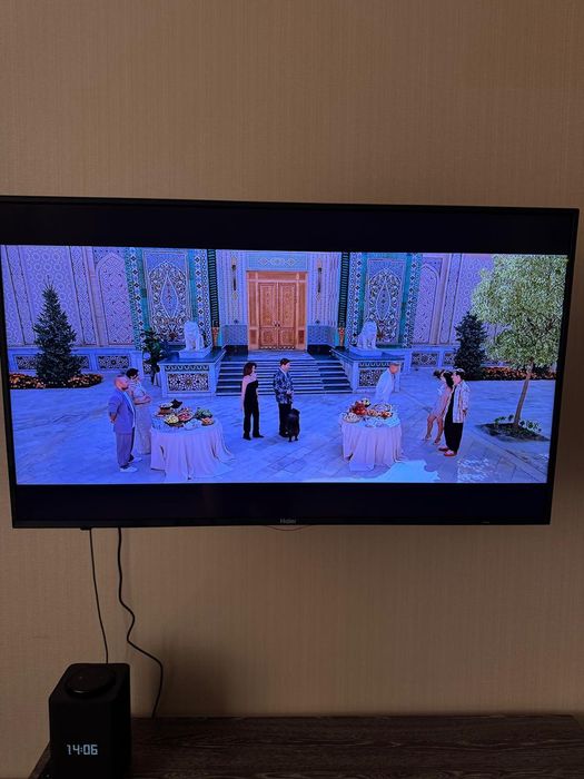 Телевизор SMART TV