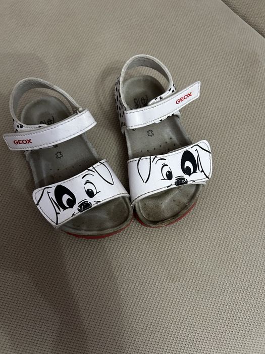 Se vand sandalute Geox Respira unisex marime 22