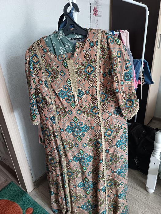 Женское одежда  платье