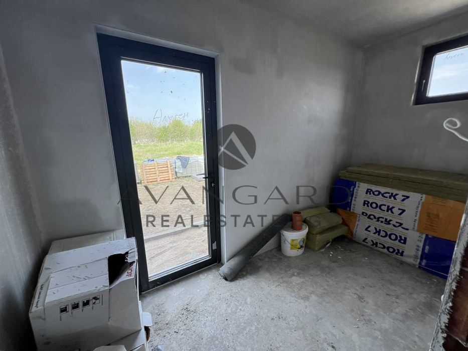 Продава се Къща в с. Оризари, Област Пловдив - 245 кв.м за 1123 €/кв.м - Снимка #19