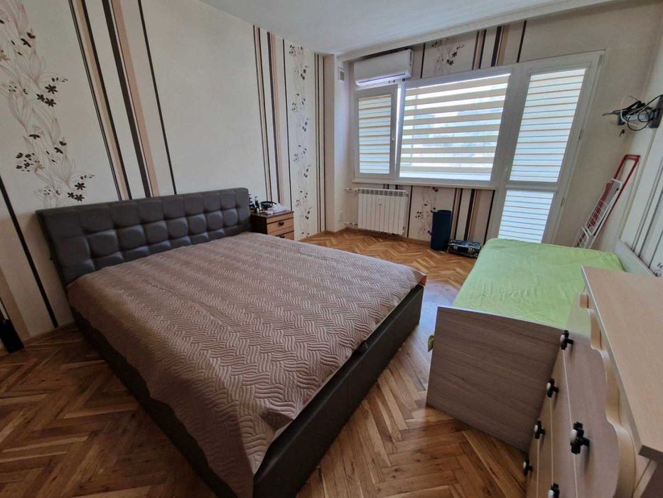 Продава се Двустаен апартамент в София, Красна поляна 1 - 66 кв.м за 3182 €/кв.м - Снимка #1