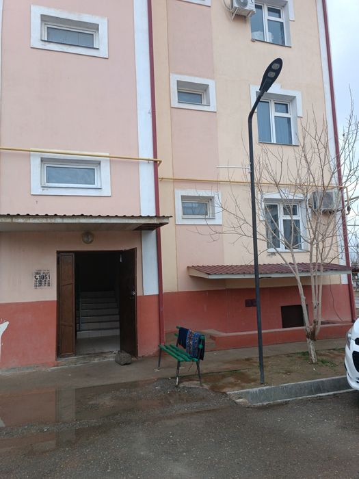 3 honalik dom sotiladi